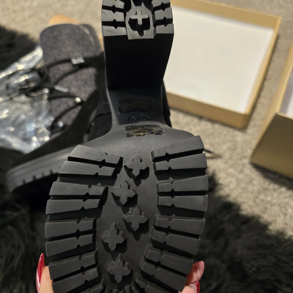 The Culver booties by MICHAEL Michael Kors - Picture 3 of 7